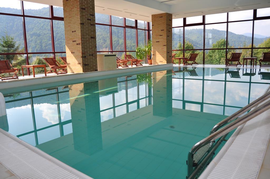 Hotel Valea Cu Pesti Căpăţîneni-Ungureni Exteriör bild
