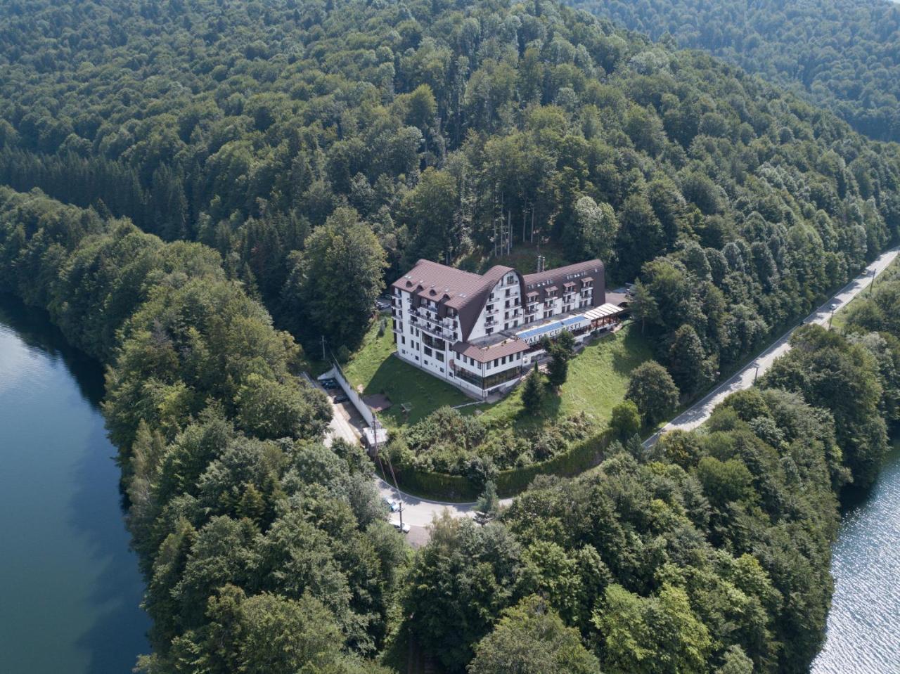Hotel Valea Cu Pesti Căpăţîneni-Ungureni Exteriör bild